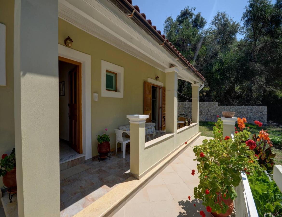 Mikeys Apartments Paleokastritsa Exterior foto